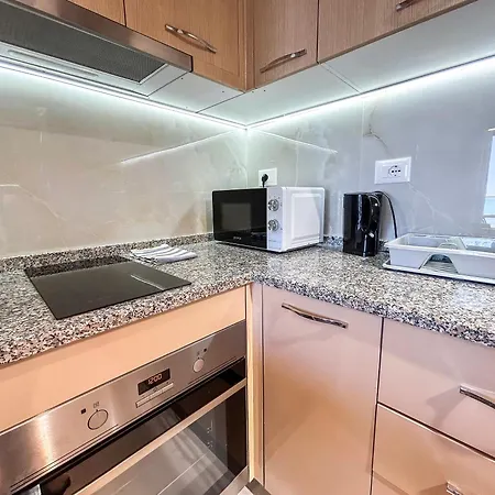 - Sunny - 892 Apartment Durres