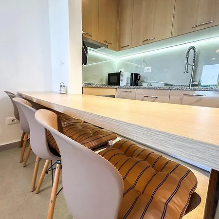 Apartment - Sunny - 892 *