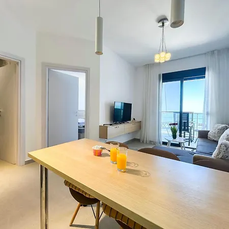 - Sunny - 892 Apartment Durres